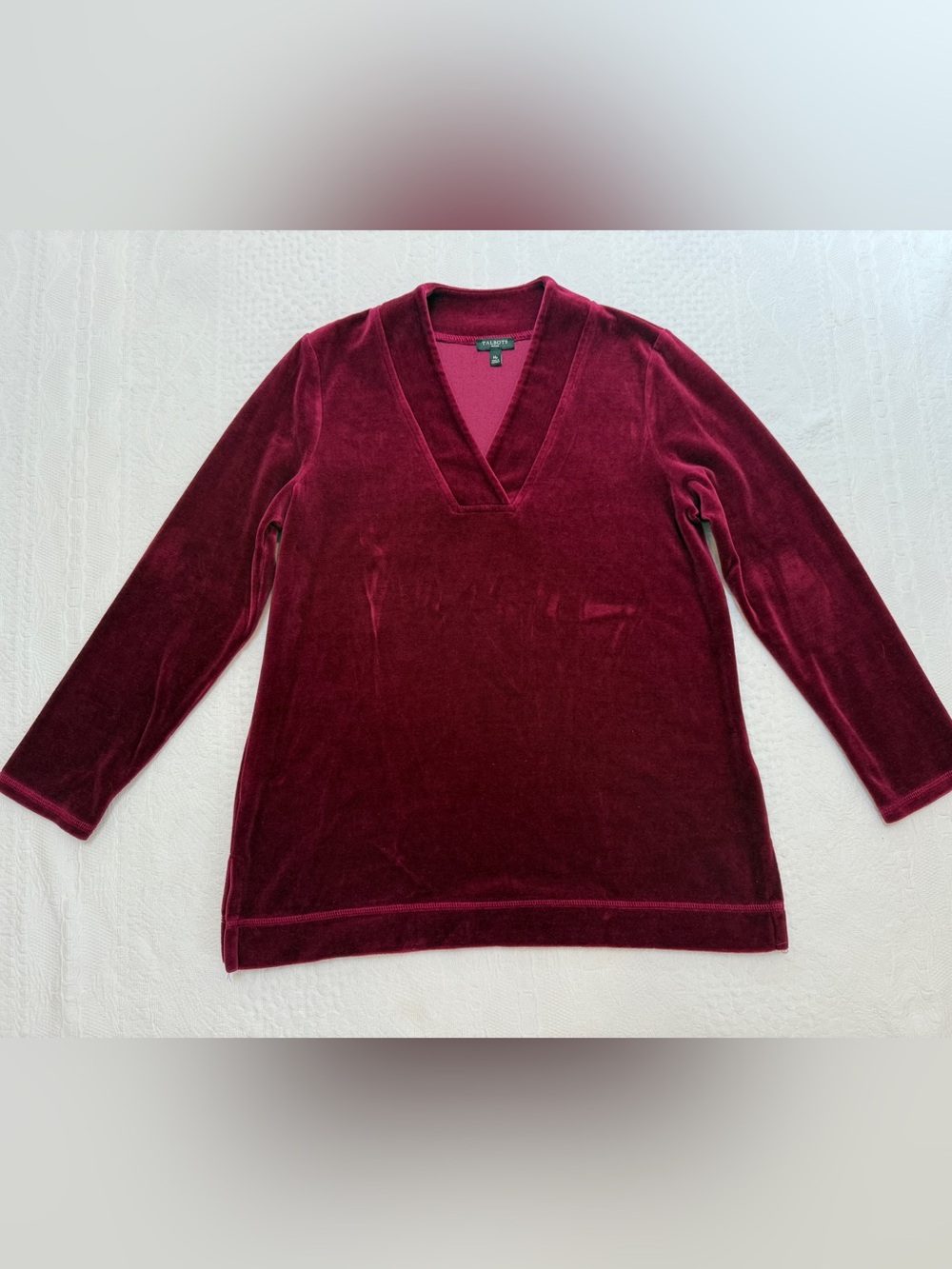 Talbots Luxe Velour V-Neck Top Women Sz PM Wine Red Velvet Long Sleeve Medium